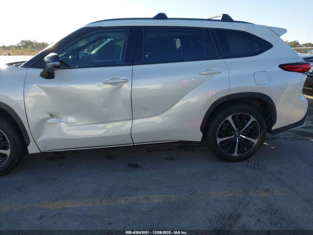 5TDLZRAH0MS078146 Toyota Highlander Xse