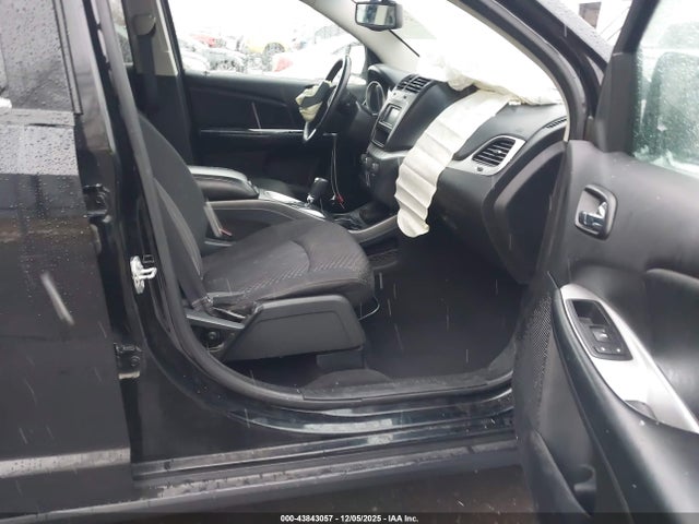 3C4PDDAG9GT221664 Dodge JOURNEY SE