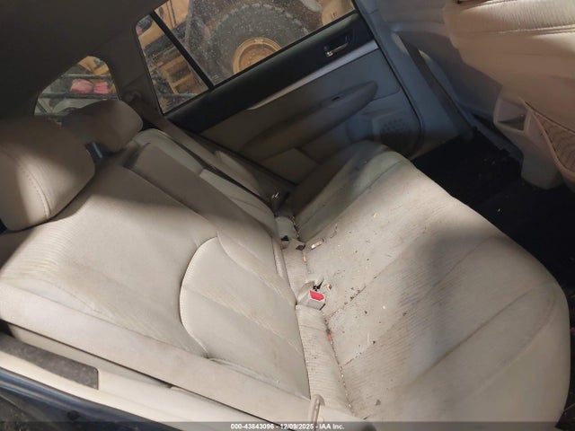 2011 Subaru Outback 2.5i Premium მანქანა იყიდება აუქციონზე, vin: 4S4BRBGC9B1402666, აუქციონის ნომერი: 43843096