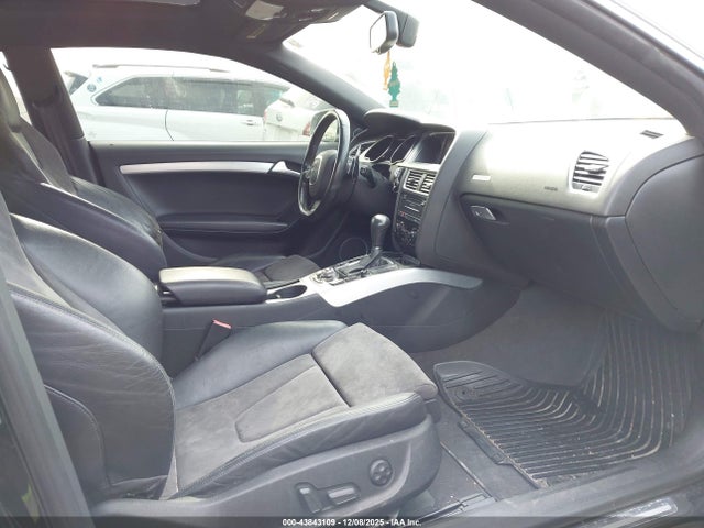 2010 AUDI S5 WAUVVAFR4AA007450 Photo 4