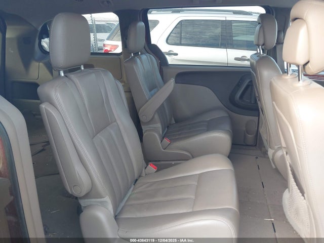 43843119 :رقم المزاد ، 2C4RC1BG0ER115337 vin ، 2014 Chrysler Town & Country Touring مزاد بيع
