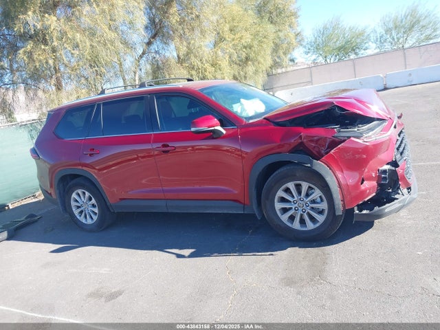Продажа на аукционе авто 2025 Toyota Grand Highlander Xle, vin: 5TDAAAB58SS082155, номер лота: 43843158