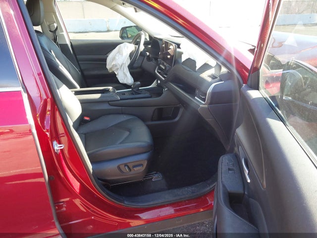 Продажа на аукционе авто 2025 Toyota Grand Highlander Xle, vin: 5TDAAAB58SS082155, номер лота: 43843158