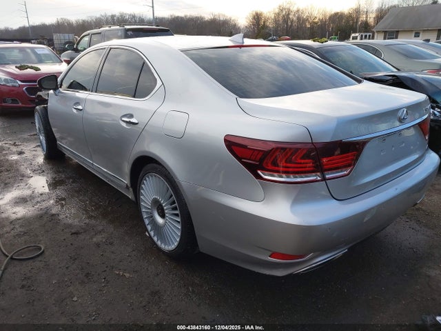 2014 LEXUS LS 460 JTHCL5EF0E5020403 Photo 2