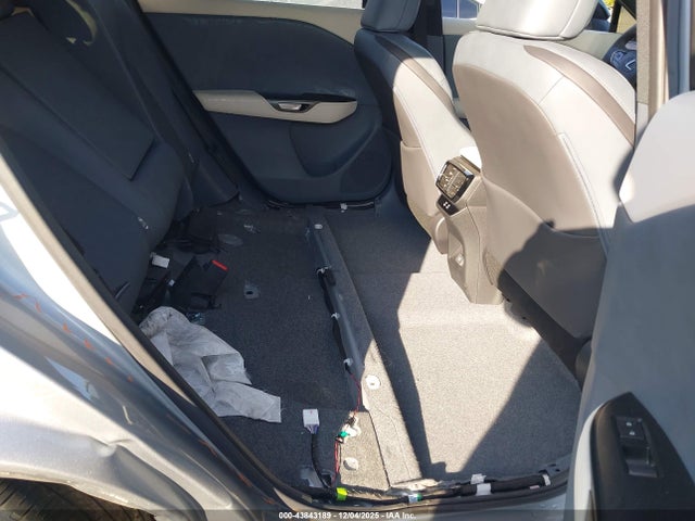 JTJABABB6RA005582 Lexus Rz 300e Premium