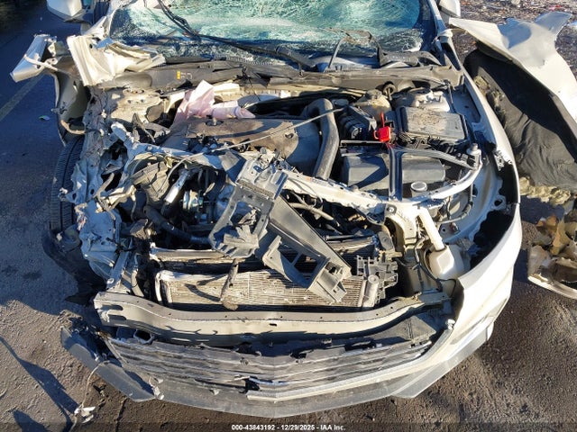 1G1ZF5SX6GF312062 Chevrolet MALIBU 2LT