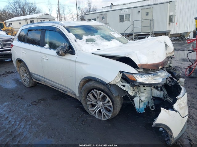 2018 MITSUBISHI OUTLANDER JA4AZ3A36JZ000631 Photo 0