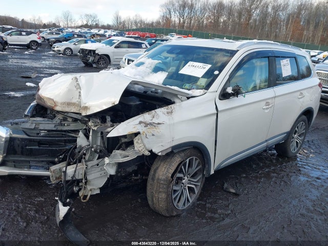 2018 MITSUBISHI OUTLANDER JA4AZ3A36JZ000631 Photo 1