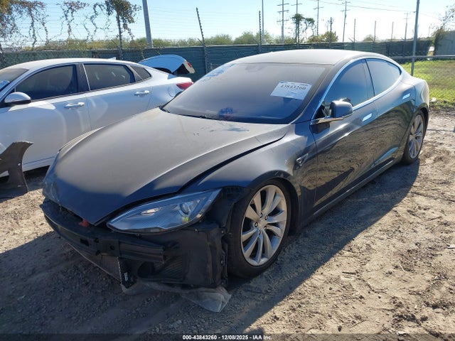 2015 TESLA MODEL S 5YJSA1H29FF087246 Photo 1
