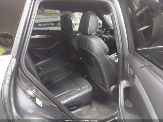Продаж на аукціоні авто 2015 Audi Sq5 3.0t Premium Plus, vin: WA1VGAFP4FA026805, номер лоту: 43843277