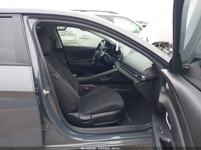2023 HYUNDAI ELANTRA HYBRID KMHLM4AJ3PU091344 Photo 4