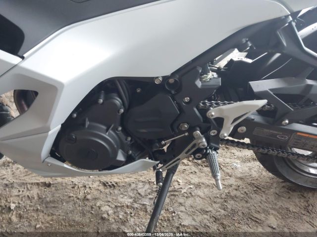 2025 KAWASAKI EX500 ML5EXGG19SDA69870 Photo 8