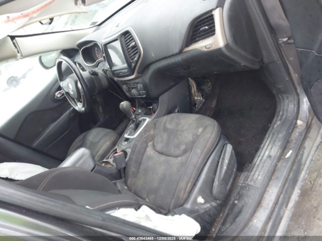 2017 JEEP CHEROKEE 1C4PJMCBXHW551867 Photo 4