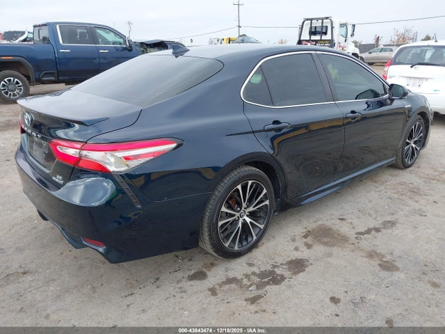 4T1B21HK7KU013575 Toyota Camry Hybrid Se