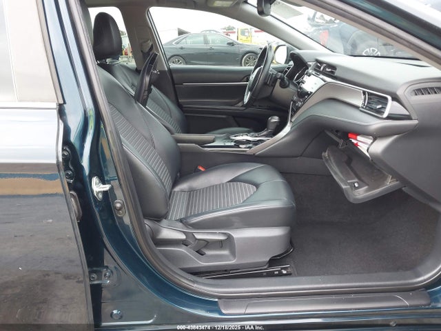 4T1B21HK7KU013575 Toyota Camry Hybrid Se