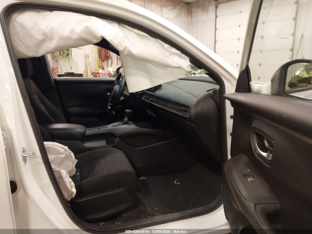 2023 HONDA HR-V 3CZRZ2H57PM701323 Photo 4
