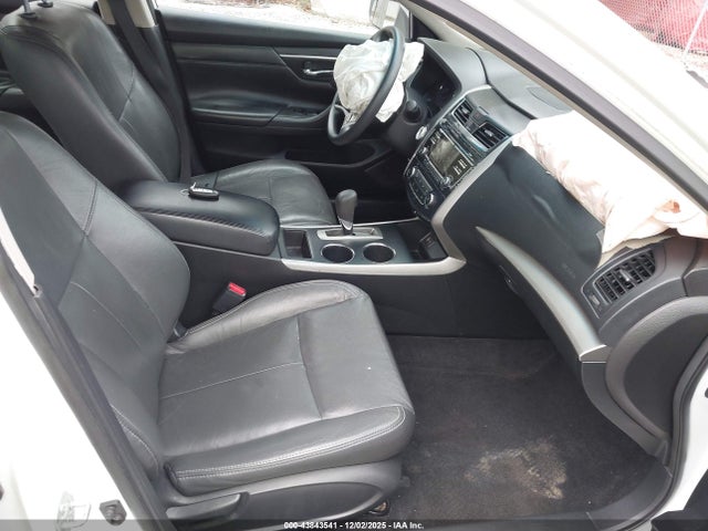 2015 Nissan Altima 2.5 S მანქანა იყიდება აუქციონზე, vin: 1N4AL3AP4FN906498, აუქციონის ნომერი: 43843541