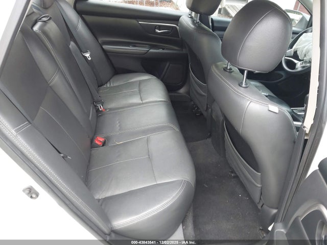 2015 Nissan Altima 2.5 S მანქანა იყიდება აუქციონზე, vin: 1N4AL3AP4FN906498, აუქციონის ნომერი: 43843541
