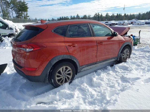 2017 HYUNDAI TUCSON KM8J3CA4XHU427877 Photo 3