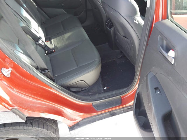 2017 HYUNDAI TUCSON KM8J3CA4XHU427877 Photo 7