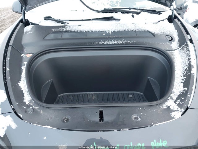 2025 TESLA MODEL Y 7SAYGDEE5SF302546 Photo 9
