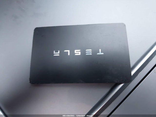 2025 TESLA MODEL Y 7SAYGDEE5SF302546 Photo 10