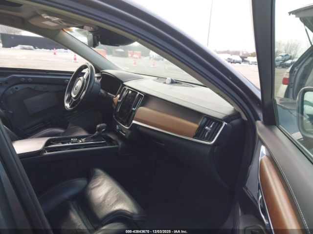 2017 VOLVO S90 YV1A22ML2H1011113 Photo 4
