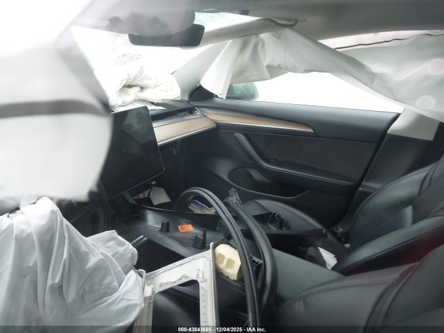 2023 TESLA MODEL 3 5YJ3E1EA2PF385966 Photo 6