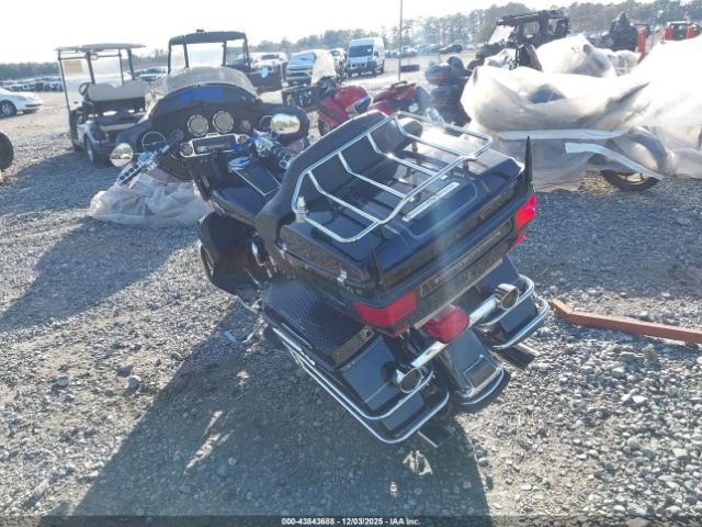 2007 HARLEY-DAVIDSON FLHTCUI 1HD1FC4107Y682847 Photo 2