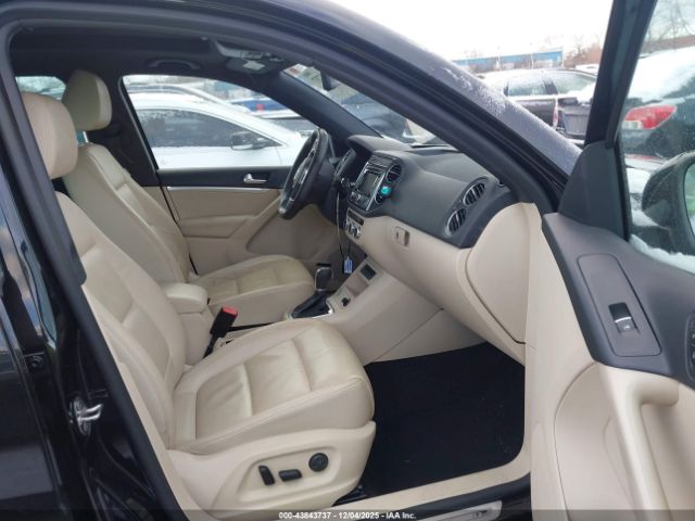 2014 VOLKSWAGEN TIGUAN WVGBV3AX2EW023397 Photo 4
