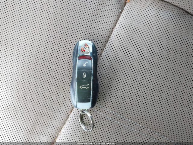 2012 PORSCHE CAYENNE HYBRID WP1AE2A24CLA91678 Photo 10