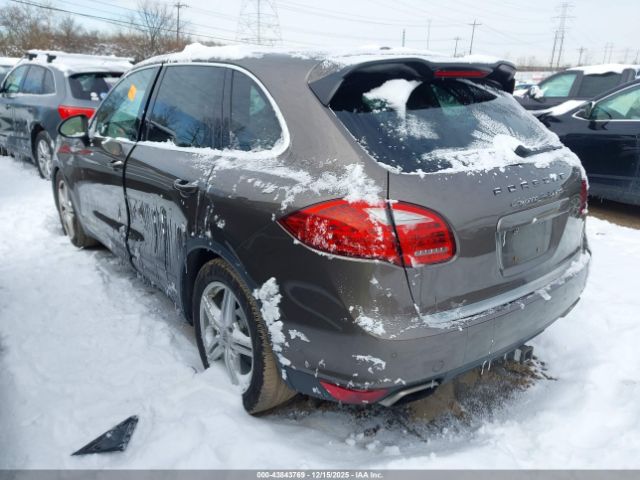 2012 PORSCHE CAYENNE HYBRID WP1AE2A24CLA91678 Photo 2