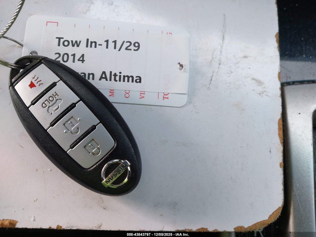 Продажа на аукционе авто 2014 Nissan Altima 2.5 S, vin: 1N4AL3AP5EN253632, номер лота: 43843797