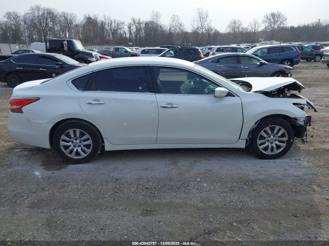 Продажа на аукционе авто 2014 Nissan Altima 2.5 S, vin: 1N4AL3AP5EN253632, номер лота: 43843797