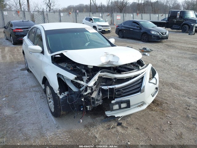 Продажа на аукционе авто 2014 Nissan Altima 2.5 S, vin: 1N4AL3AP5EN253632, номер лота: 43843797