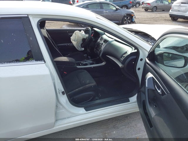 Продажа на аукционе авто 2014 Nissan Altima 2.5 S, vin: 1N4AL3AP5EN253632, номер лота: 43843797