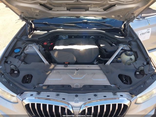 2018 BMW X3 5UXTR9C50JLD73944 Photo 9