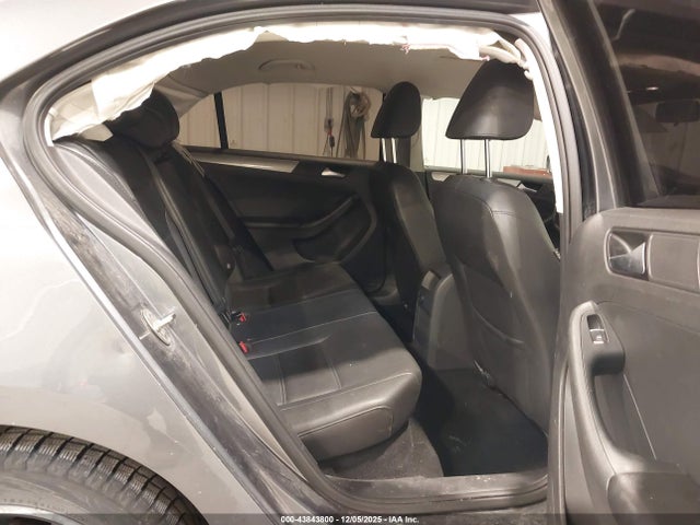 3VWD67AJ9GM312435 Volkswagen Jetta 1.4t Se