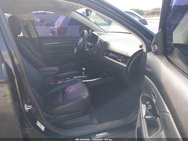 2017 MITSUBISHI OUTLANDER JA4JZ4AX7HZ057696 Photo 4