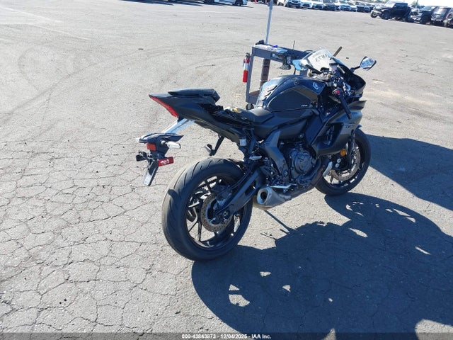 JYARM38Y5SA003539 Yamaha Yzfr7