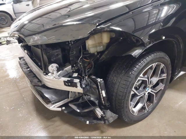 2020 BMW X1 WBXJG7C09L5R43664 Photo 5