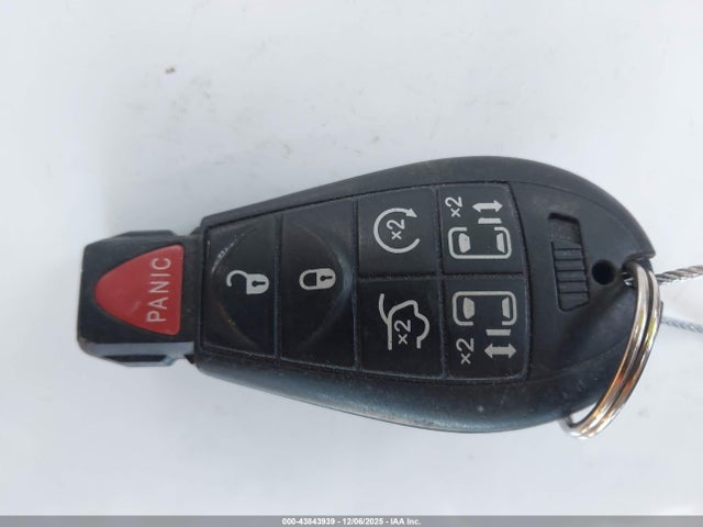 Продажа на аукционе авто 2012 Chrysler Town & Country Touring, vin: 2C4RC1BG8CR260882, номер лота: 43843939