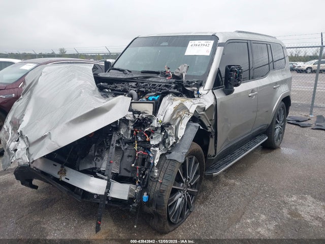 43843942 :رقم المزاد ، JTJVBCDX6S5060960 vin ، 2025 Lexus Gx 550 Luxury مزاد بيع