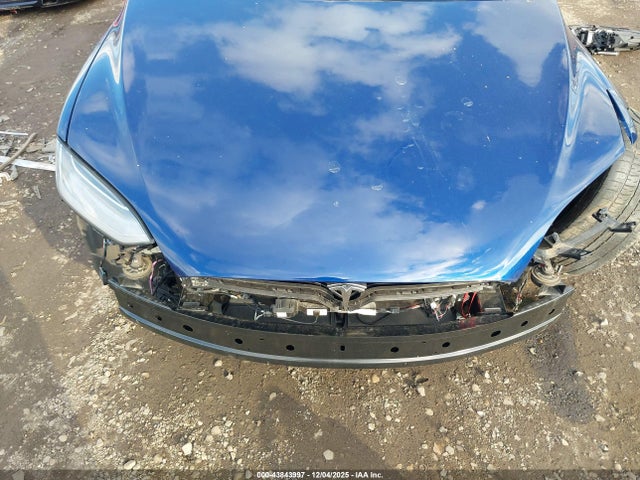 2019 TESLA MODEL X 5YJXCAE43KF192316 Photo 9