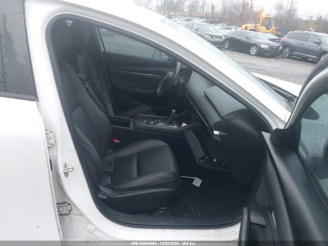 3MZBPABM1MM204803 Mazda Mazda3 Select