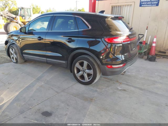 2017 LINCOLN MKC 5LMCJ1C91HUL22248 Photo 2