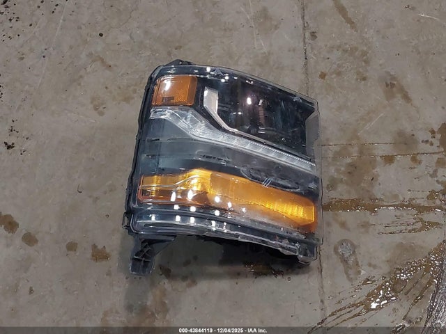 Chevrolet Silverado 1500 2lt 2018 3GCUKREC5JG603400 Image 12