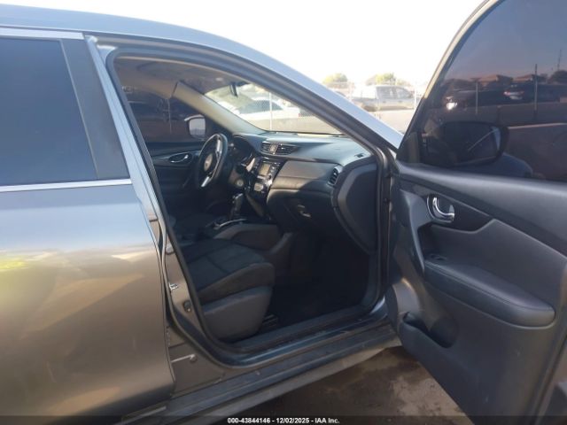 2017 NISSAN ROGUE KNMAT2MT8HP506206 Photo 4