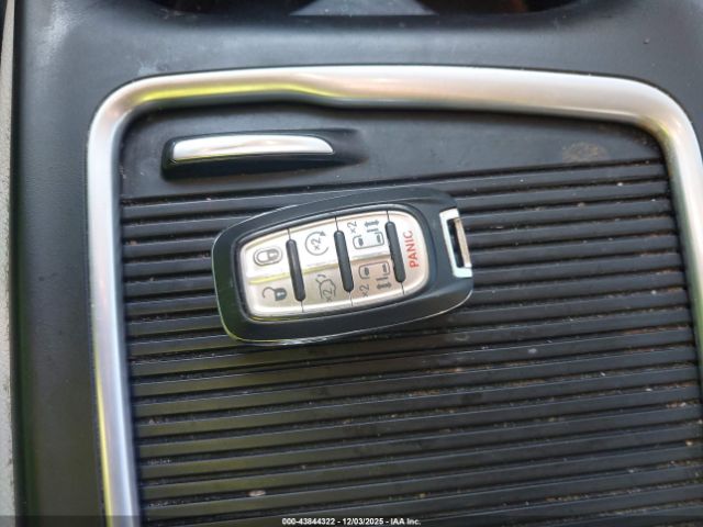 2019 CHRYSLER PACIFICA 2C4RC1GG1KR731522 Photo 10