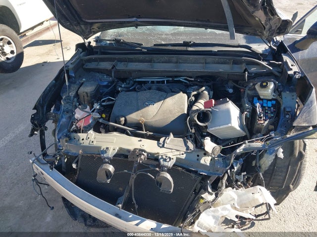 5TDCZRBH2MS530757 Toyota Highlander L